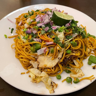 Chow Mein (Noodles)